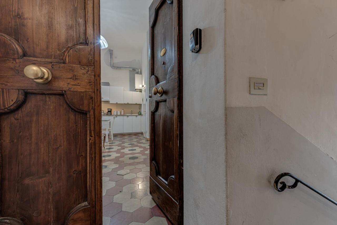 Eclectic Apartment In Santa Croce フィレンツェ エクステリア 写真